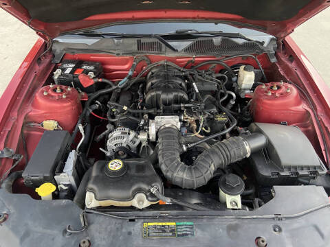 2010 Ford Mustang V6