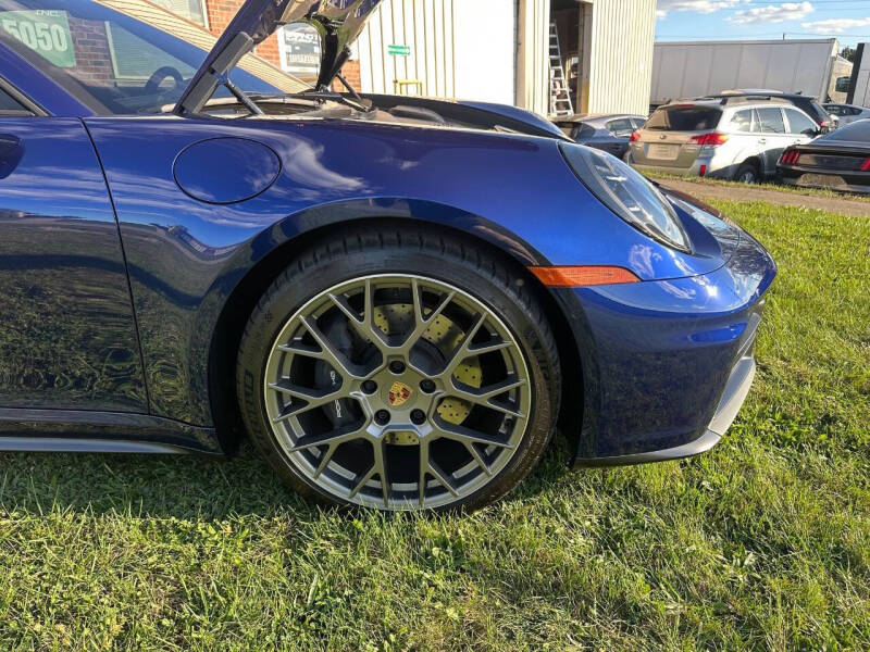 2025 Porsche 911 Carrera