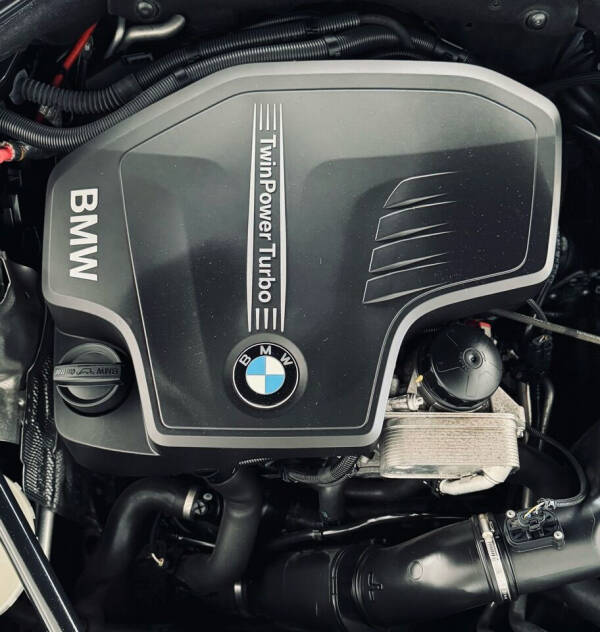 2015 BMW 5 Series 528i