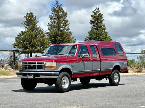 FORD&SPYDER グレー/赤 ベスト 蓄熱機能つきベスト｜アトリエドール公式オンラインショップ（トピィーズ）