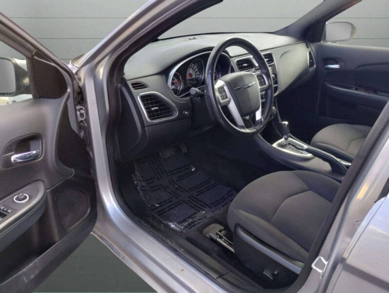 2014 Chrysler 200 Touring