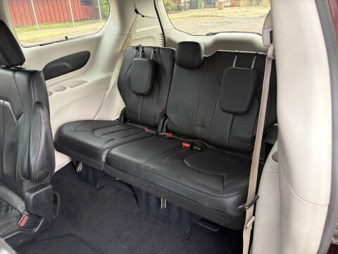 2018 Chrysler Pacifica Touring L