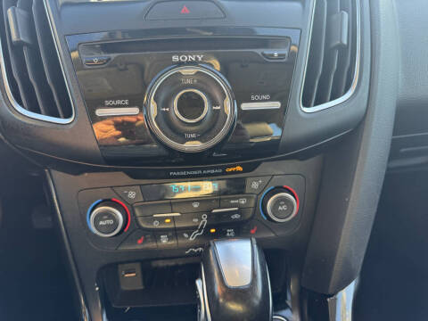 2017 Ford Focus Titanium