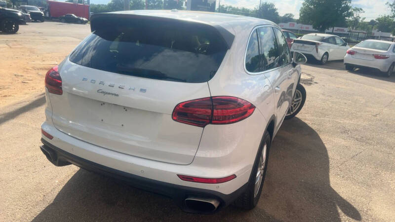 2016 Porsche Cayenne