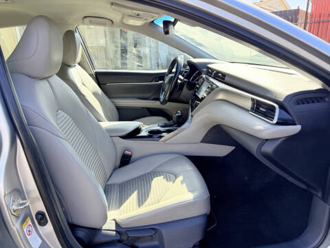 2018 Toyota Camry SE