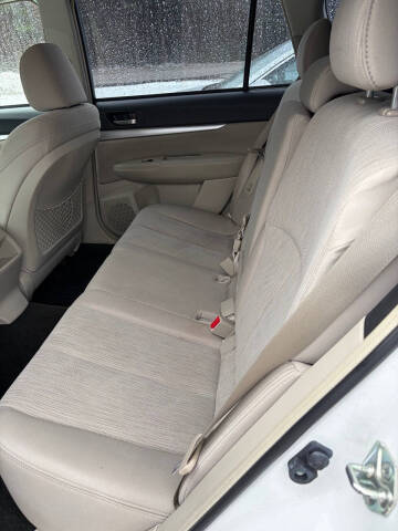 2014 Subaru Outback 2.5i