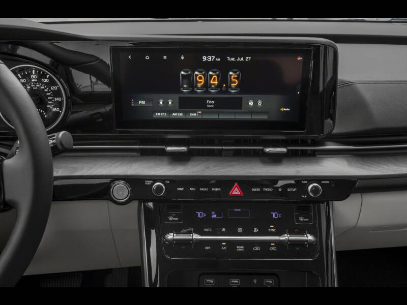 2024 Kia Carnival EX