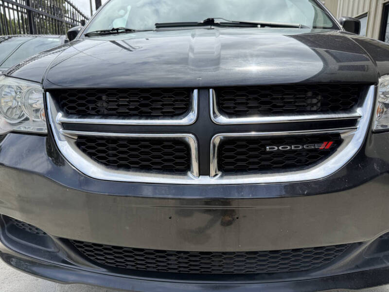 2016 Dodge Grand Caravan SXT Plus