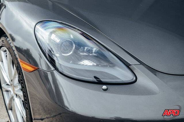 2019 Porsche 718 Cayman