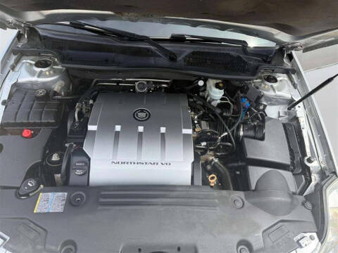 2011 Cadillac DTS Luxury Collection