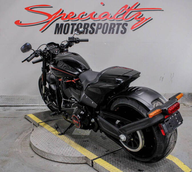 2019 Harley-Davidson FXDR