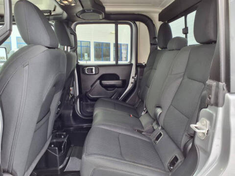 2021 Jeep Gladiator Willys