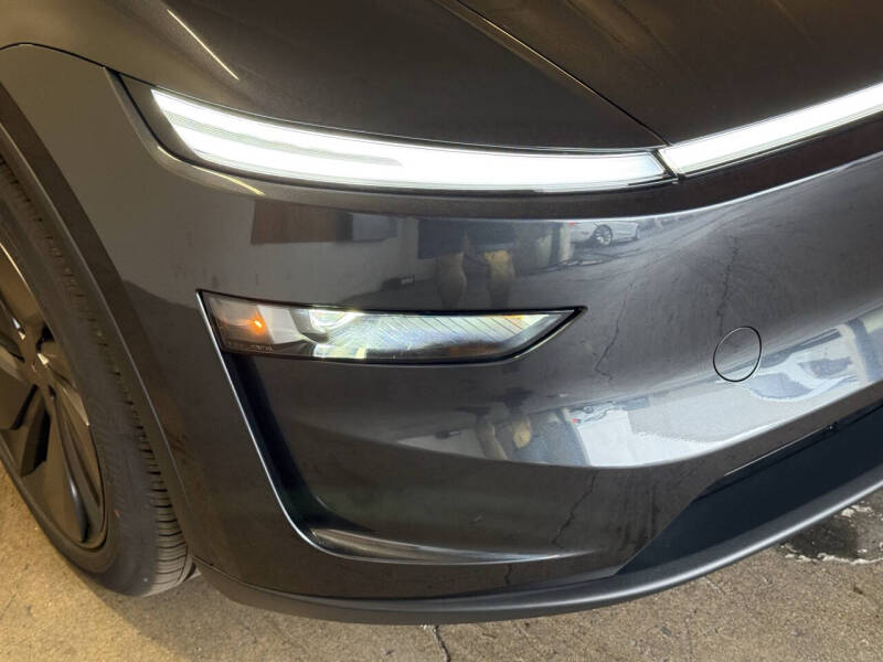 2026 Tesla Model Y Long Range