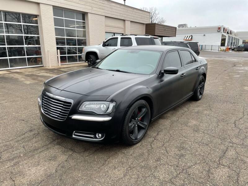 2014 Chrysler 300 for sale at Dean's Auto Sales in Flint MI
