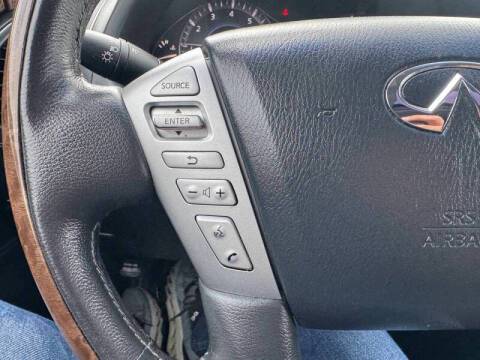 2016 Infiniti QX80