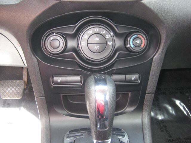 2011 Ford Fiesta SE
