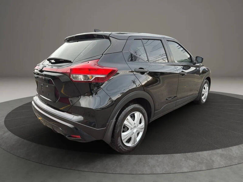 2023 Nissan Kicks S