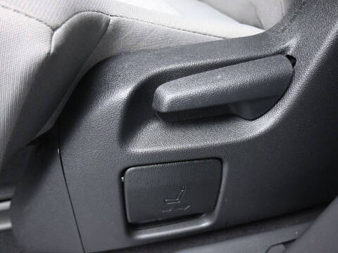 2022 Toyota Sienna LE 8-Passenger