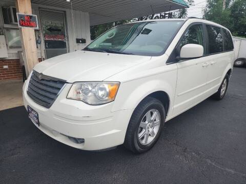 2008 Chrysler Town and Country for sale at New Wheels in Glendale Heights IL