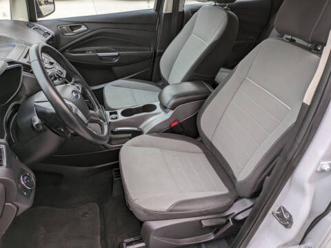 2014 Ford C-MAX Hybrid SE