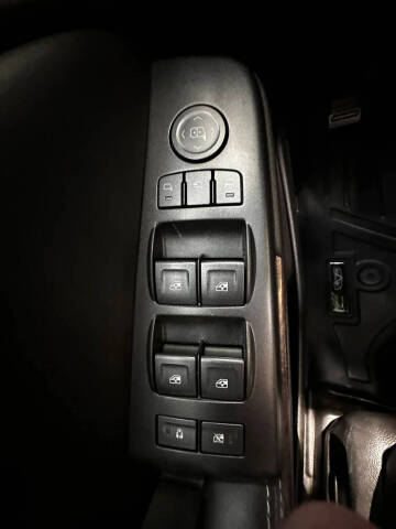 2017 GMC Yukon XL SLT