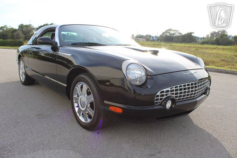 2005 Ford Thunderbird Deluxe