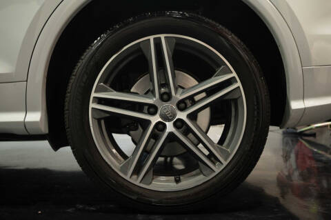 2019 Audi SQ5 3.0T quattro Premium Plus