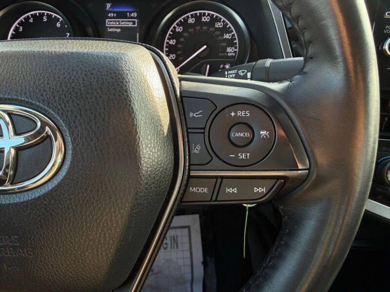 2024 Toyota Camry SE