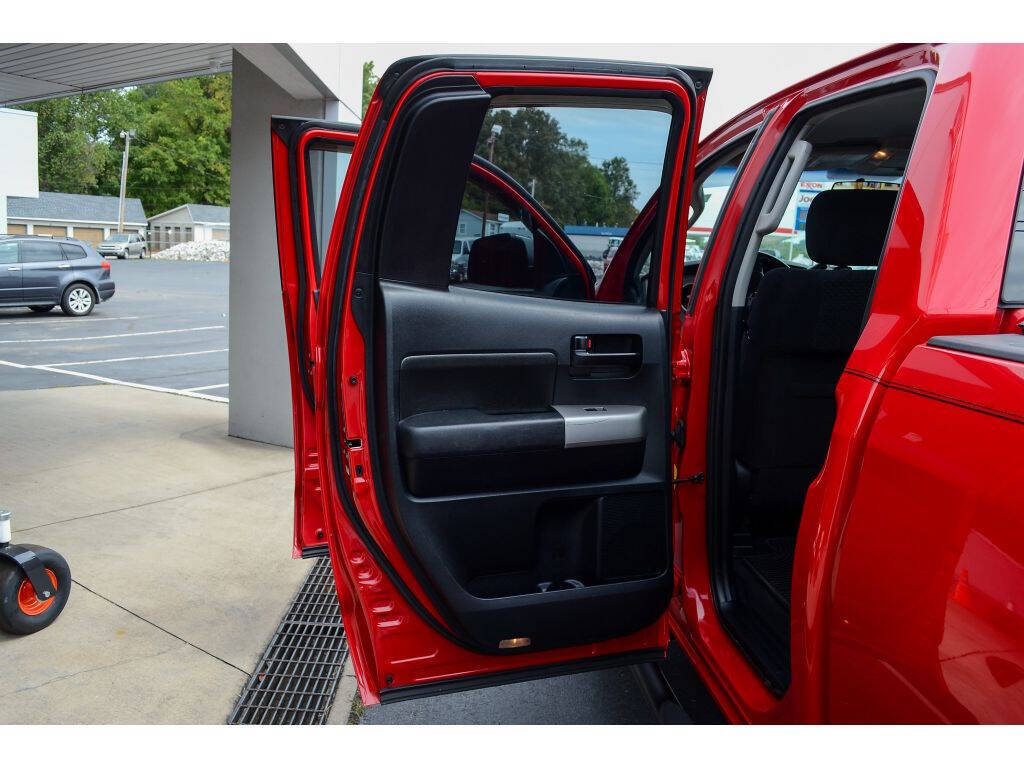 2009 Toyota Tundra for sale at EARL DUFF PRE-OWNED CENTER in Harriman, TN