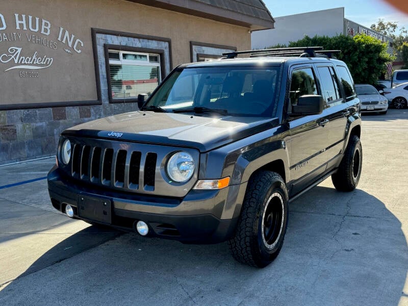 2015 Jeep Patriot Sport photo 2