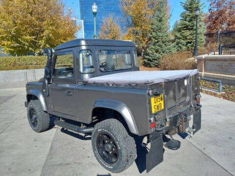 1990 Land Rover Defender