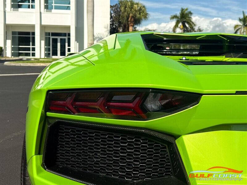 2014 Lamborghini Aventador LP 700-4