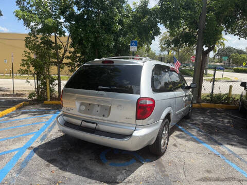 2004 Dodge Grand Caravan SXT