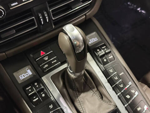 2019 Porsche Macan S