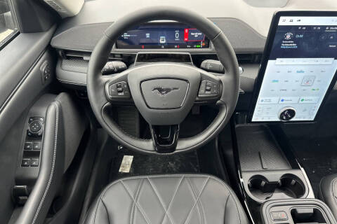 2025 Ford Mustang Mach-E Select