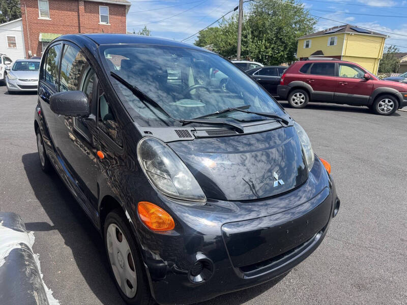 2012 Mitsubishi i-MiEV SE