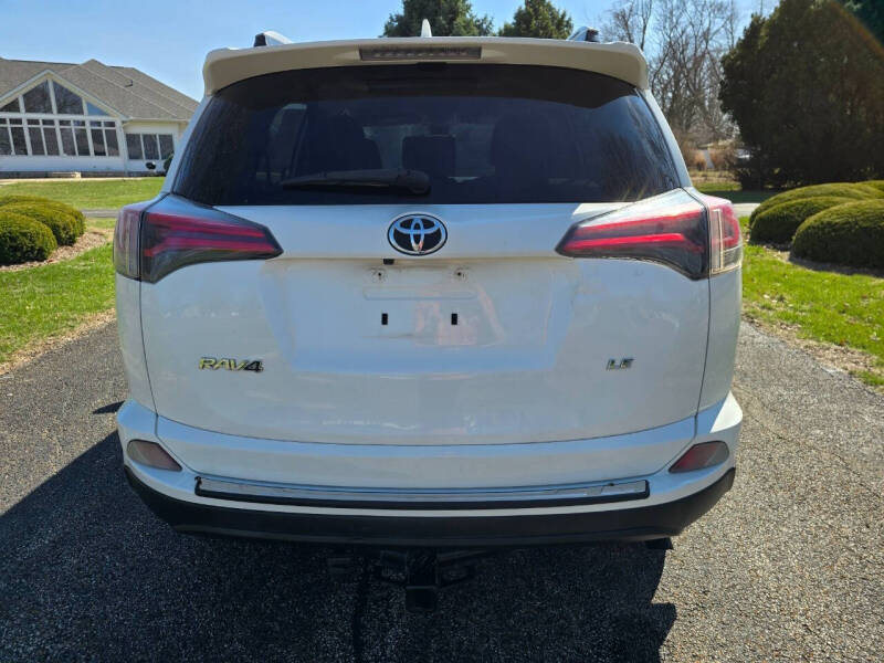 2017 Toyota RAV4 LE