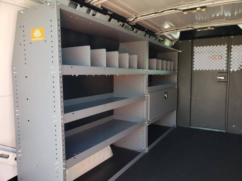 2025 Chevrolet Express 2500