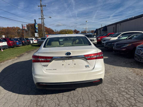2015 Toyota Avalon Hybrid Limited