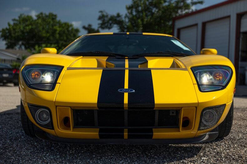 2005 Ford GT