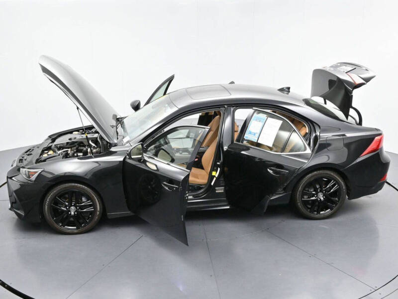 2019 Lexus IS 300