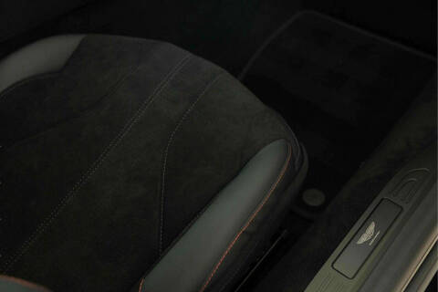 2025 Aston Martin Vantage