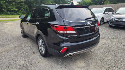 2017 Hyundai Santa Fe SE