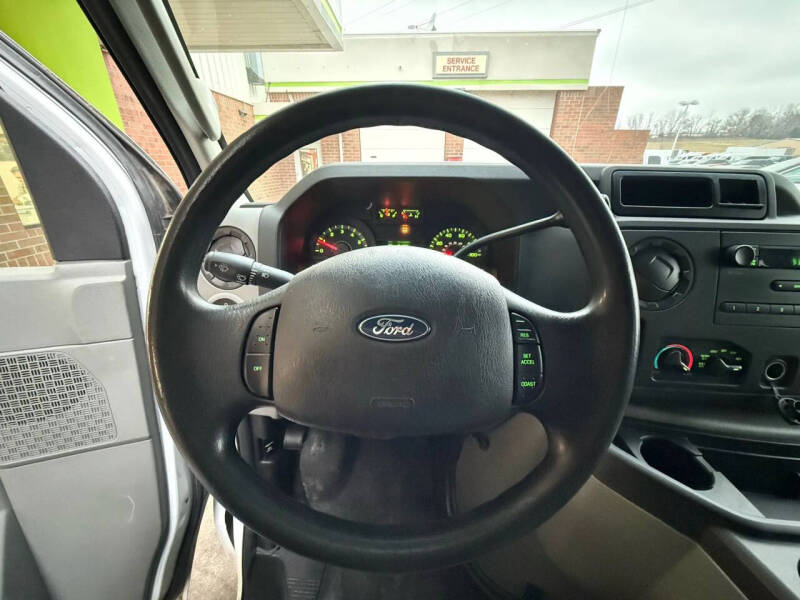 2013 Ford E-Series E-250