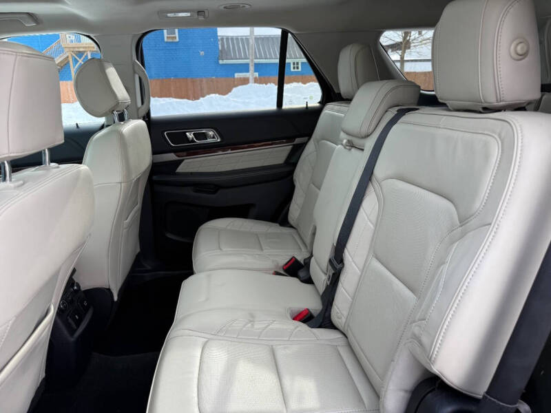 2016 Ford Explorer Platinum