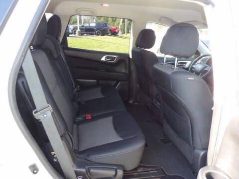 2017 Nissan Pathfinder S