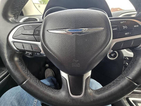 2016 Chrysler 300