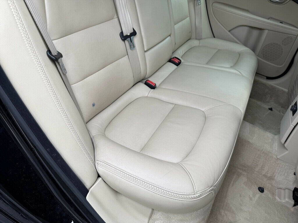 2016 Volvo XC70 48