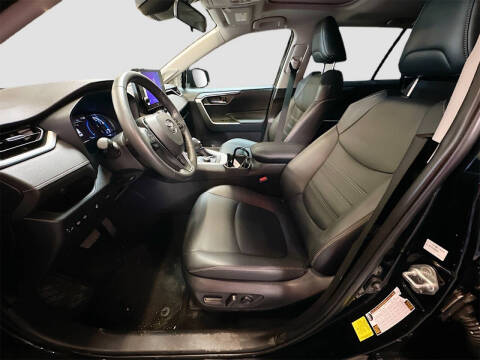 2024 Toyota RAV4 Hybrid XLE Premium