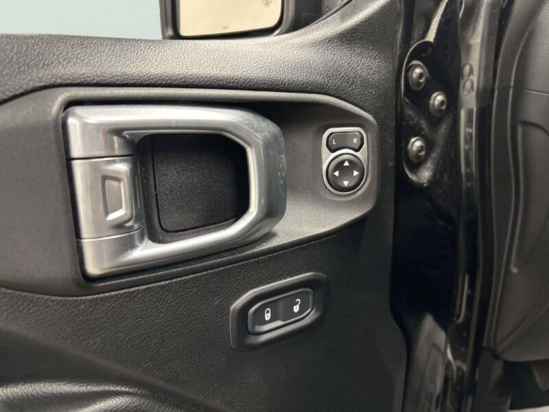 2020 Jeep Wrangler Unlimited Willys Sport